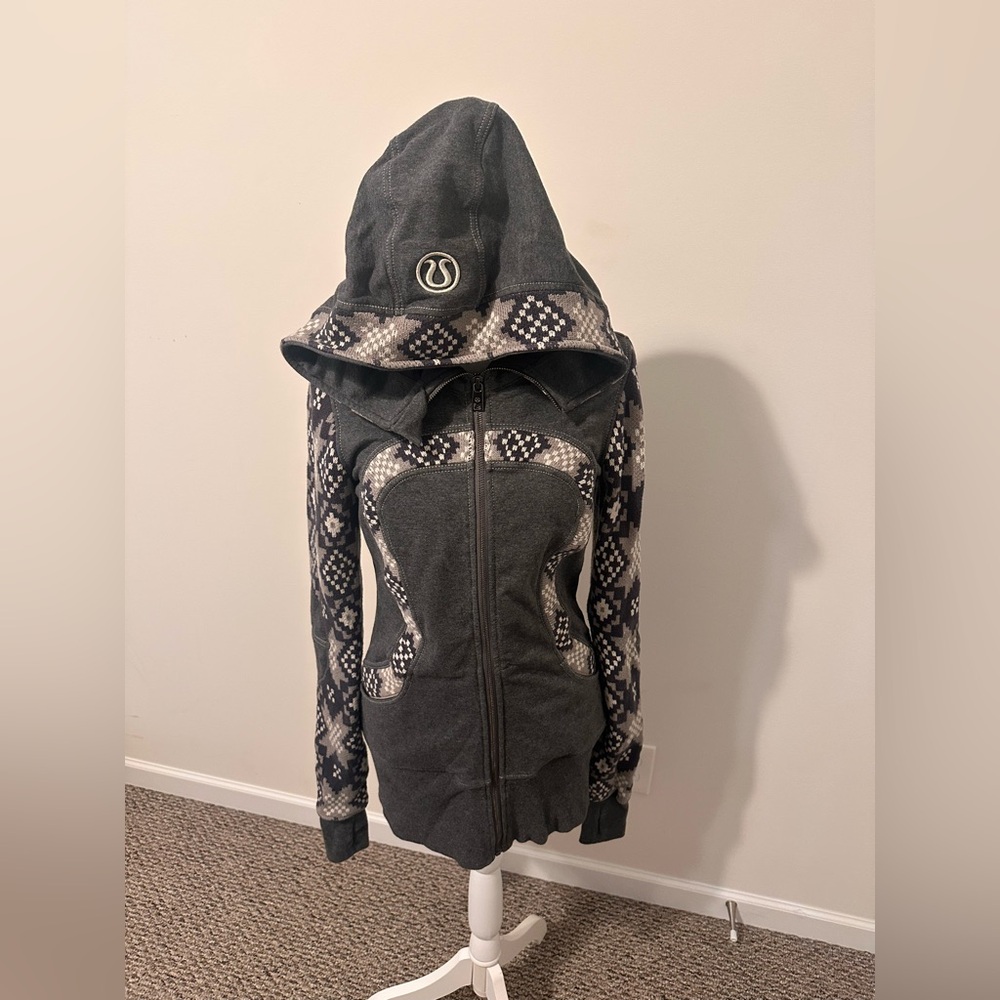 Lululemon Live Simply Jacket Charcoal Jacket Size 8 - Picture 2 of 7